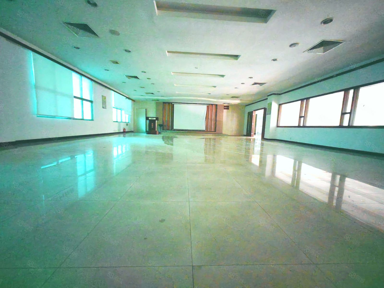 (出租) 长安沙头砖墙到顶单一层厂房出租15000平现成装修带行行车