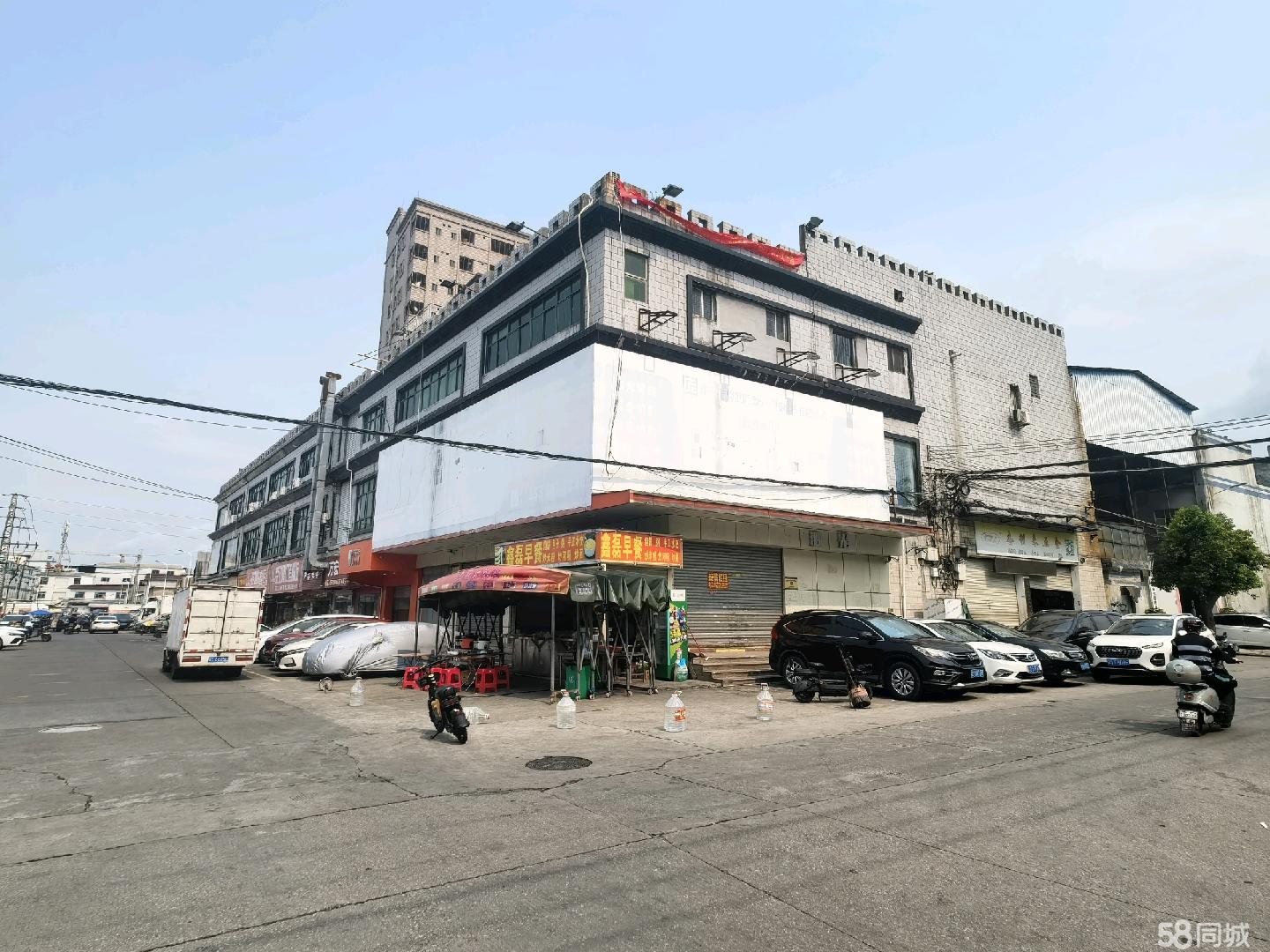(出租) 一楼二楼每层1200平方左右 可以单独租