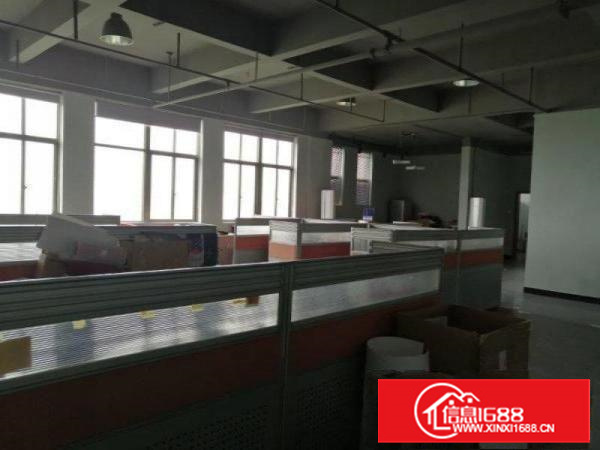 厦岗新出楼上1200平方，带装修，水电齐全！