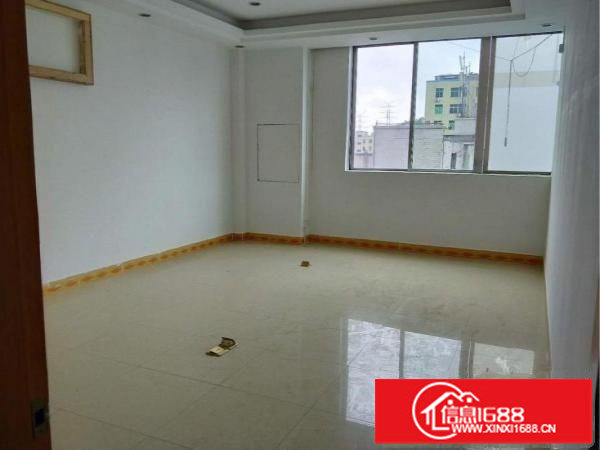 龙华大浪龙大高速口旁三楼488平方，带装修