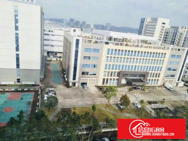 出租龙岗区坪地精装修带红本楼上2000平整层厂房好招工可分租