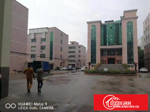 (一楼)朋友自己红本厂房对外出租一层1050平方！可分租