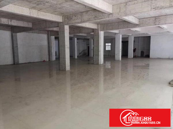 原房东二楼600平方有电梯