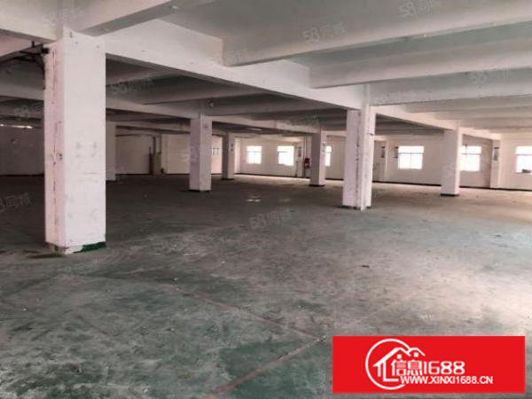 布吉大芬地铁口一楼楼上大小面积出租。电商办公仓库