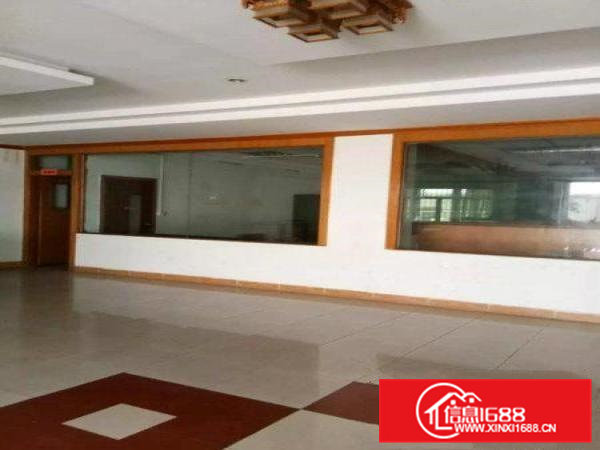 桥头镇岗头村独院厂房招租，车间1400平，滴水7米