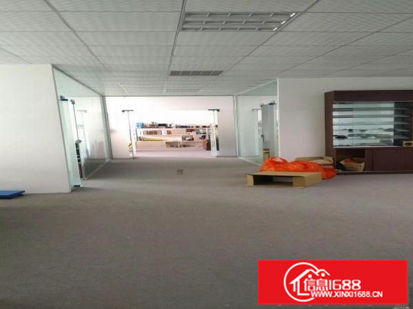 观澜桂花工业区3楼1600平米带装修厂房出租