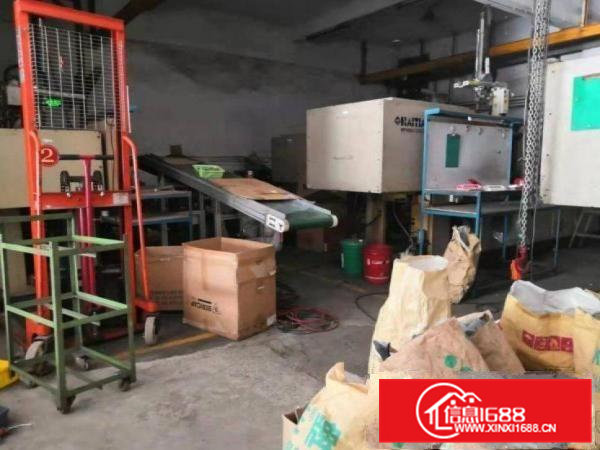 黄江袁屋围一楼300平方厂房出租，有现成行车，可办环评