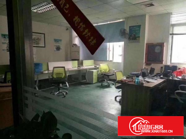 爱联地铁站900楼上带电梯带豪华装修厂房出租