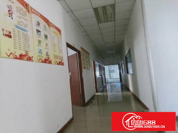 龙华大浪商业中心附近新出楼上带装办公厂房1100平