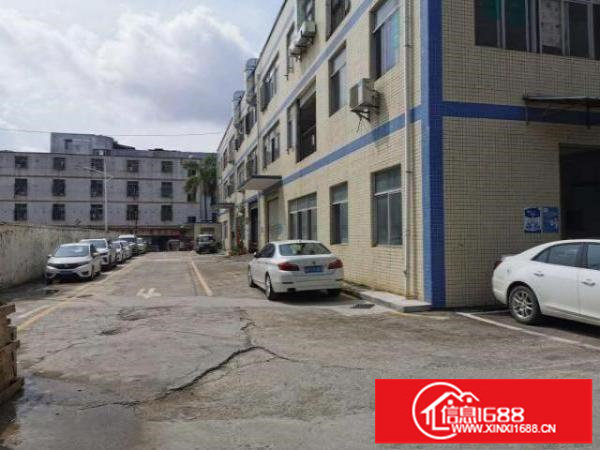 大浪布龙路边元芬地铁站附近2楼500㎡带装修22元出租