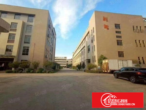 出租，一楼2100平，有牛角，高度7米，院子大，形象佳，