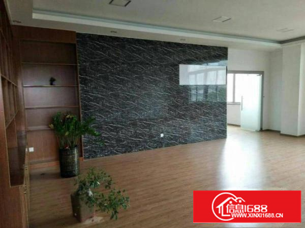 龙岗同乐吓坑新出厂房3楼1200平送精装修招租