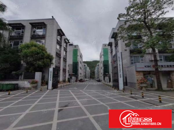 黄江靠公明新出9成新原房东独院16000平方带装修可分租