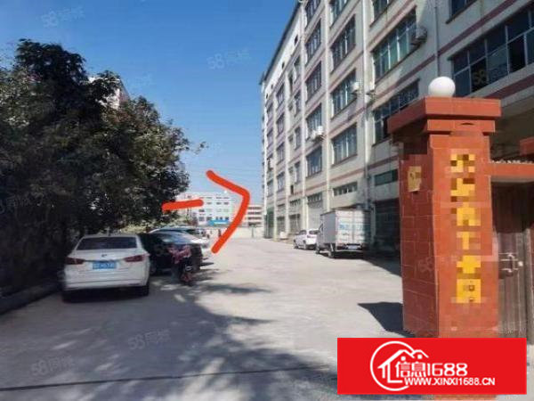 稀有二楼1680平方有地坪漆高5.5米精装修办公室靠东部快线