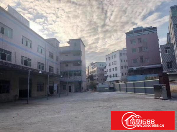 五联独院三层厂房共3300平方米：可分租：有电梯