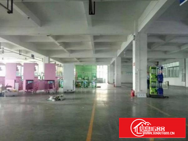 石岩塘坑楼上厂房600方出租，带装修，租金便宜