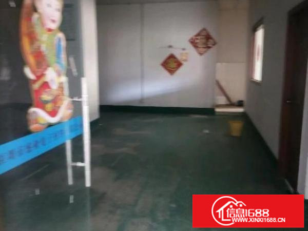 地铁口小面积厂房198平米招租