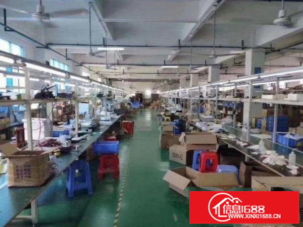 横岗新出楼上1000平方带装修厂房出租，水电到位