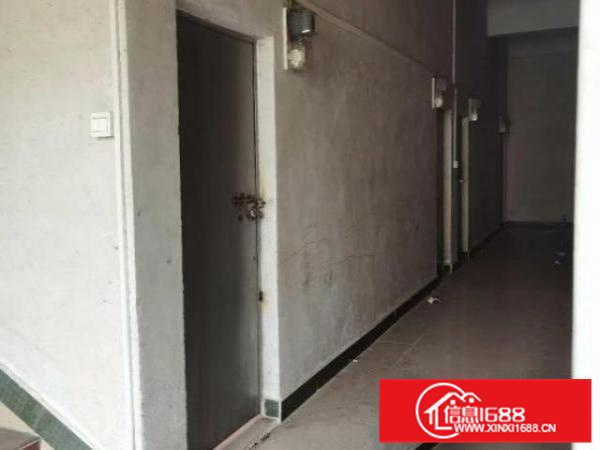 出租南海区丹灶厂房仓库招租。带独立办公室，宿舍，格局环境好