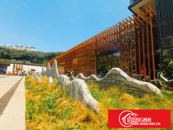 民治地铁口附近电商园带装修168平方米出租