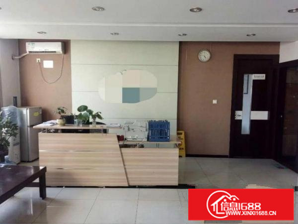 常平靠近黄江卢屋新出全新精装修厂房一楼950平方