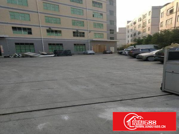 大型工业园内楼上260一2180平米大小户型实用装