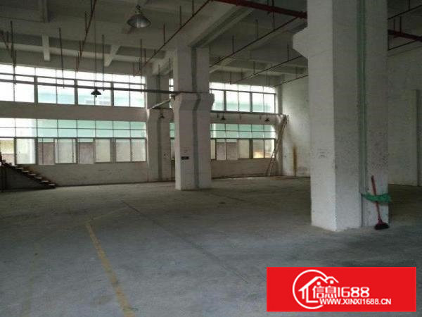 寮步镇华南城新出一楼1300平米带牛角厂房