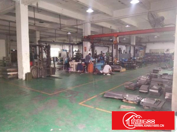 清溪三中标准厂房一楼1380平方带水电装修急租