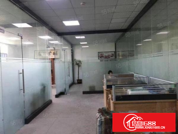 清溪镇三星村新出8000平方独门独院厂房出租