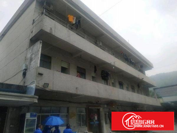 标准厂房，可以打通，村委的厂房，环境优美