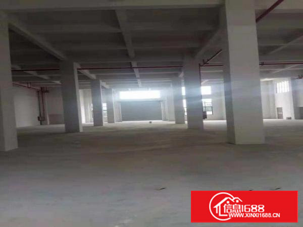 镇中心独院厂房2500出租灵活分租配电充足，位于主干道