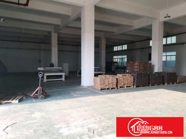 横岗标准厂房一楼500平出租，水电齐全带装修