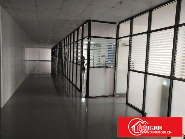 东莞黄江有带装修厂房楼上1800平出租可以分租一半