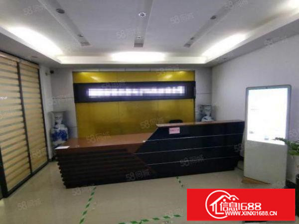 松岗潭头临近沙井新出三楼厂房1400平，精装修，无转让费