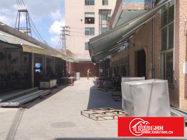 石岩湖本地人独院厂房2700直接出租