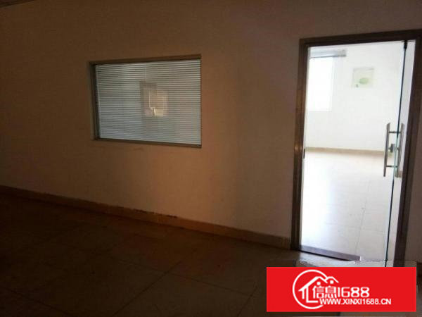 高埗芦溪工业园分租二楼整层1450平米，现有装修