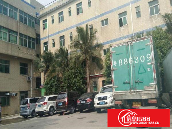 原房东平湖富民工业区新出楼上带装修800平方厂房