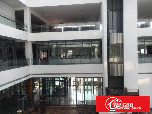 东莞清溪三中花园式豪华装修独院厂房出租3800平方