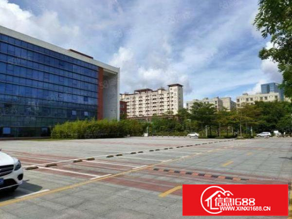 龙华新百丽工业园厂房精装修大面积可分出租，环境优美