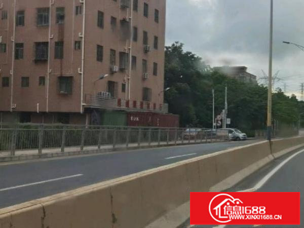 出租房一共25套，一房一厅15套，2房一厅5套，单房5套