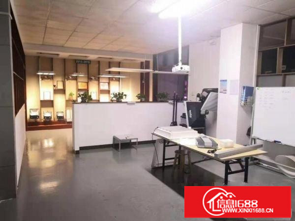 龙岗14元楼上1200平带装修厂房出租可分租水电齐全可办环评