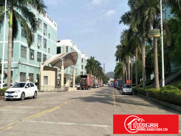 出租坪山新区家德马峦工业区3楼1375平米标准厂房，已经空置