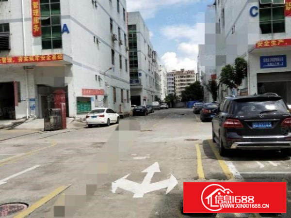 沙井民主大型工业园区新出重工业厂房2楼靠窗户一条680平招租