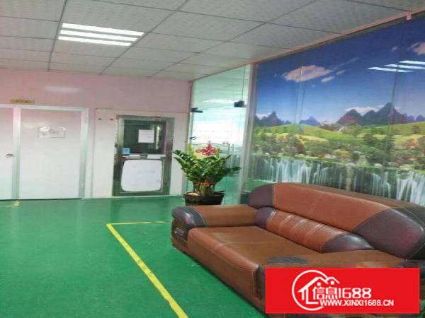 平湖辅城坳工业区厂房二楼1000平米带装修