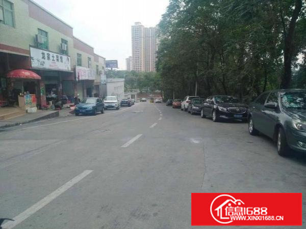 杨美地铁口新出一楼3750平标准厂房招租！！