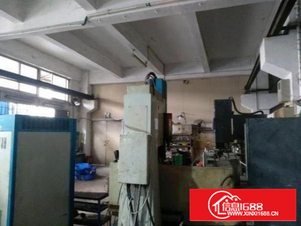 沙井新桥第三工业区一楼500平三楼300平米厂房带装修出租