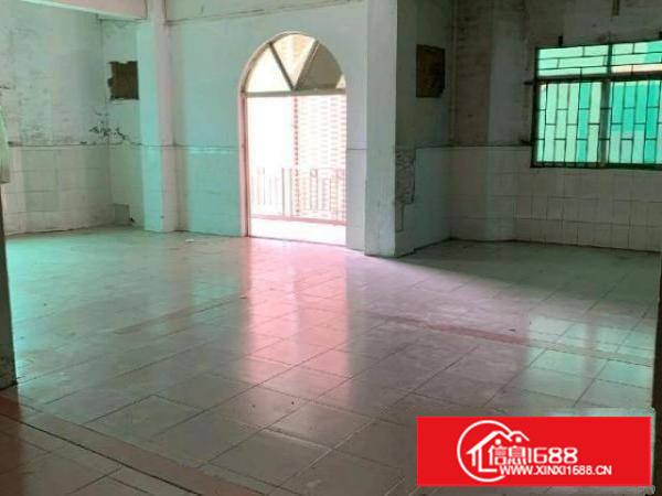 二楼厂房有货梯、工业用电同栋有宿舍