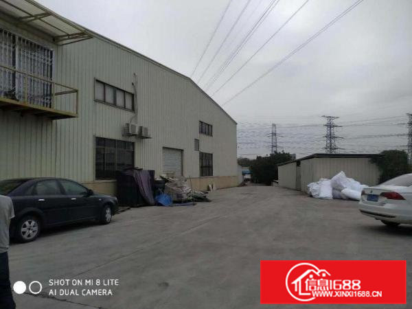 新出！1300平米钢构厂房带办公室装修招租（低价）