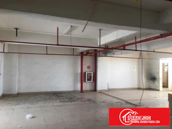 公明蒋石根玉路附近一楼700平方小厂房，独栋！公摊小