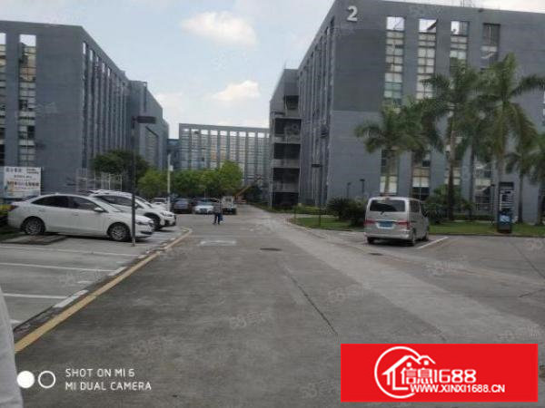 龙岗坪山坑梓产业园招租楼上3000平可整租，分租